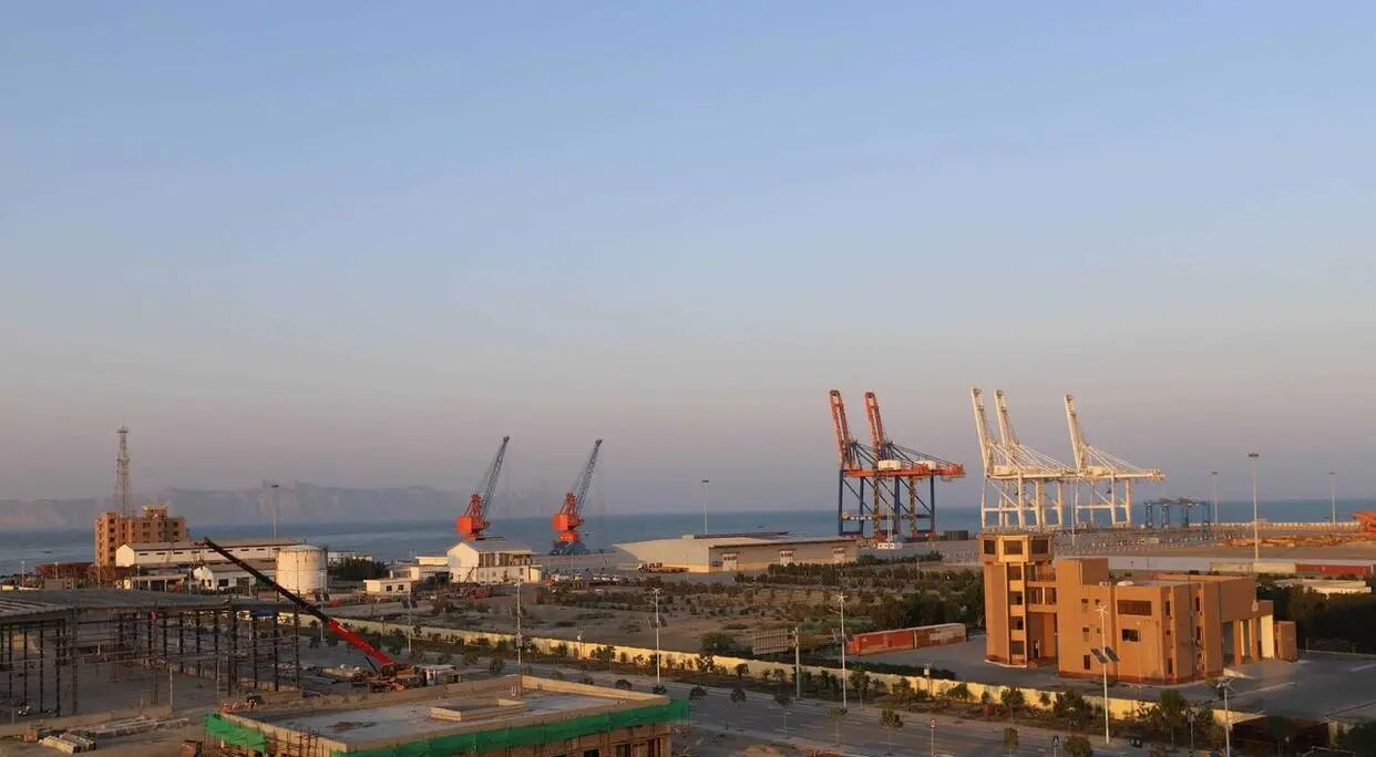 保险成本再变,红海风险范围扩大,巴基斯坦退出高危区,战争险重新定价!