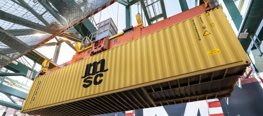 MSC加速重返红海!两周7艘船通过曼德海峡,苏伊士回归或提前