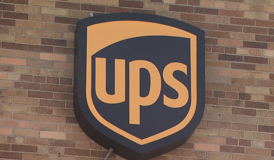 UPS将在旺季之后继续实施需求附加费
