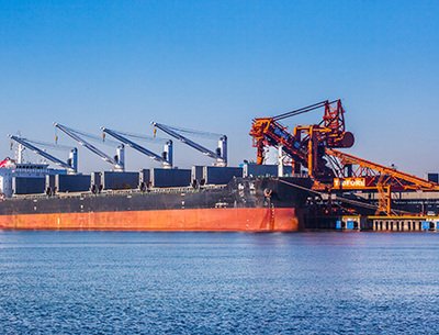 中遠海特：擬向中遠海運廈門購入7艘船舶