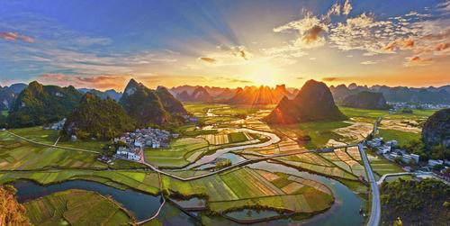 广西多措并举稳外贸 支持企业“组团出海”