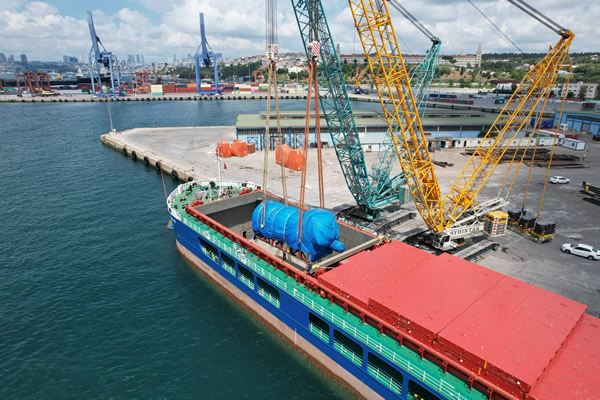 智慧监管助力天津港首月生产“开门红”