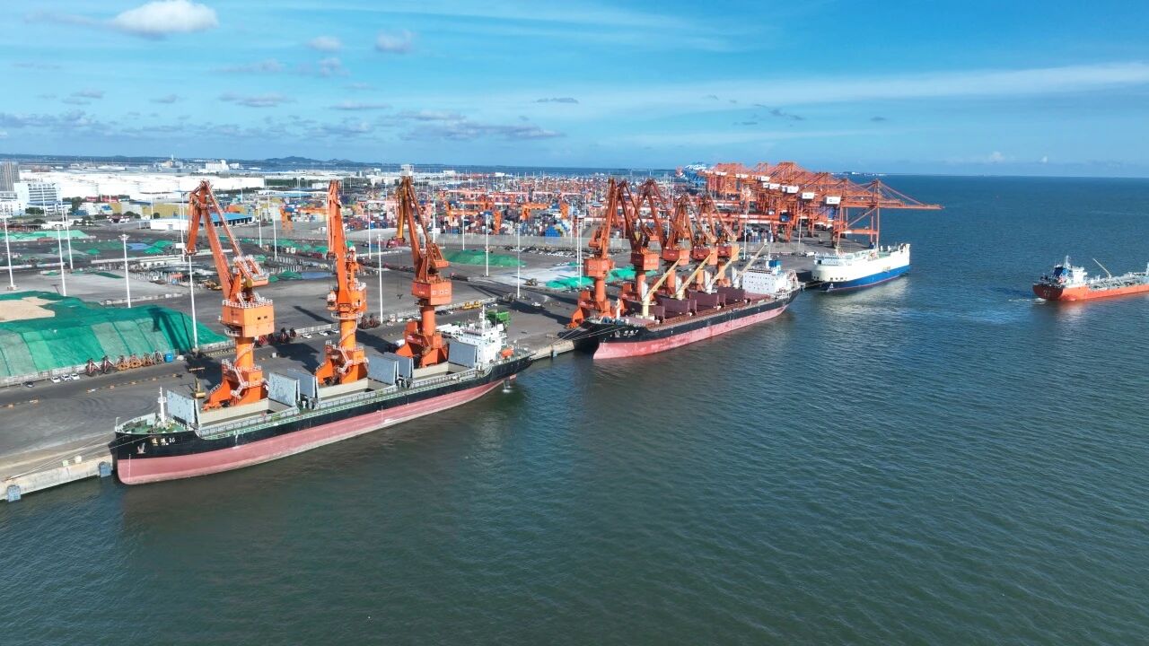 北部湾港钦州港域6个泊位改造竣工！