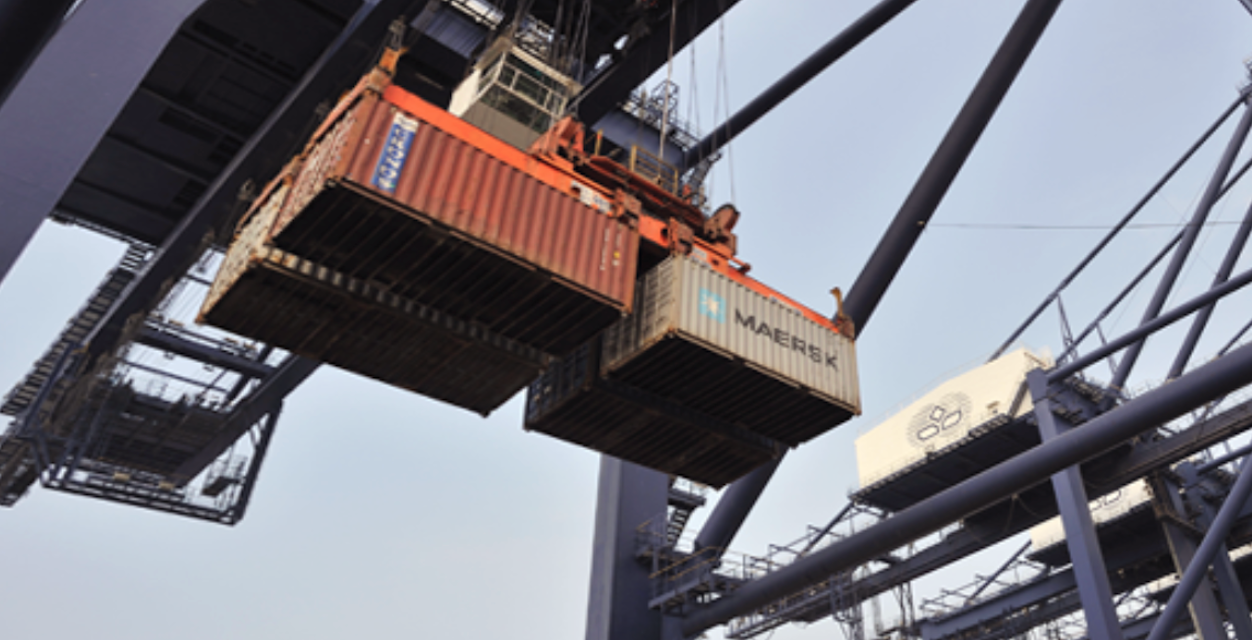 中國要求掌控40個(gè)港口運(yùn)營權(quán)?報(bào)道稱:北京尋求在巴拿馬運(yùn)河等全球港口出售中獲得控股股權(quán)!