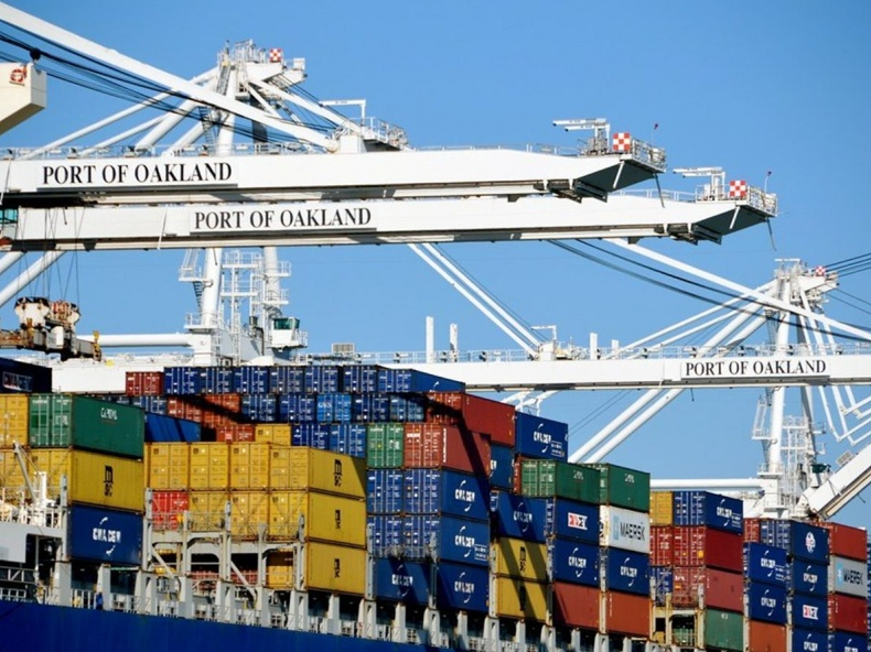 美國(guó)西海岸洛杉磯與長(zhǎng)灘港擴(kuò)大對(duì)奧克蘭及西北港口領(lǐng)先優(yōu)勢(shì)!南加州港口與奧克蘭、西雅圖、塔科馬港口間存在結(jié)構(gòu)性差距